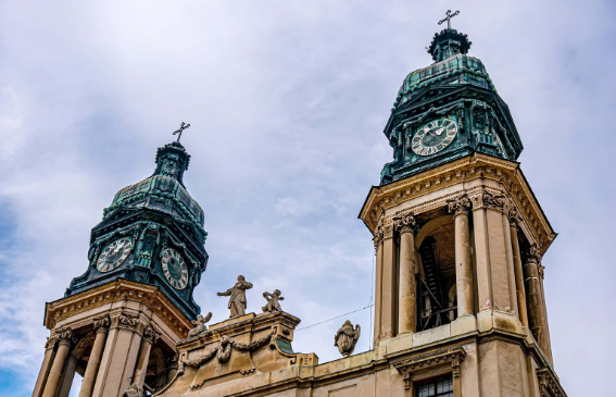 Ott leszünk! PÁPA CACIB 